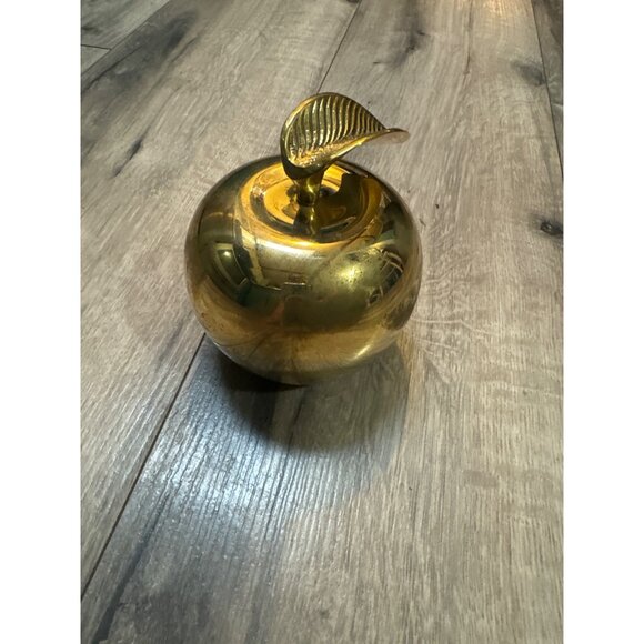 Vintage Brass Heavy Apple Paperweight Handcrafted For The Master Teacher Made In - Picture 2 of 8